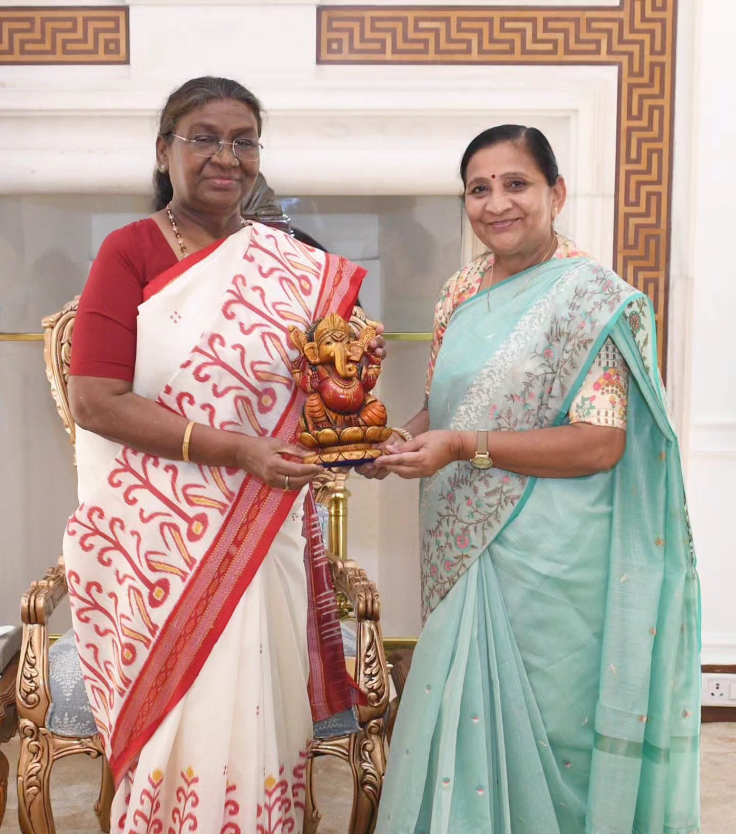 Community ceremony and public support